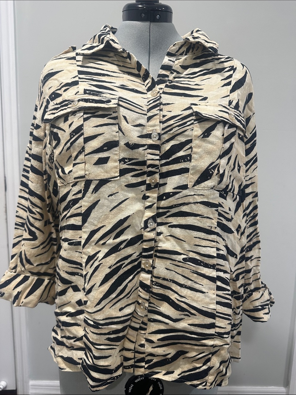 Vintage Brandon Thomas Beige and Black Zebra-Print Button-Up size XL linen blend